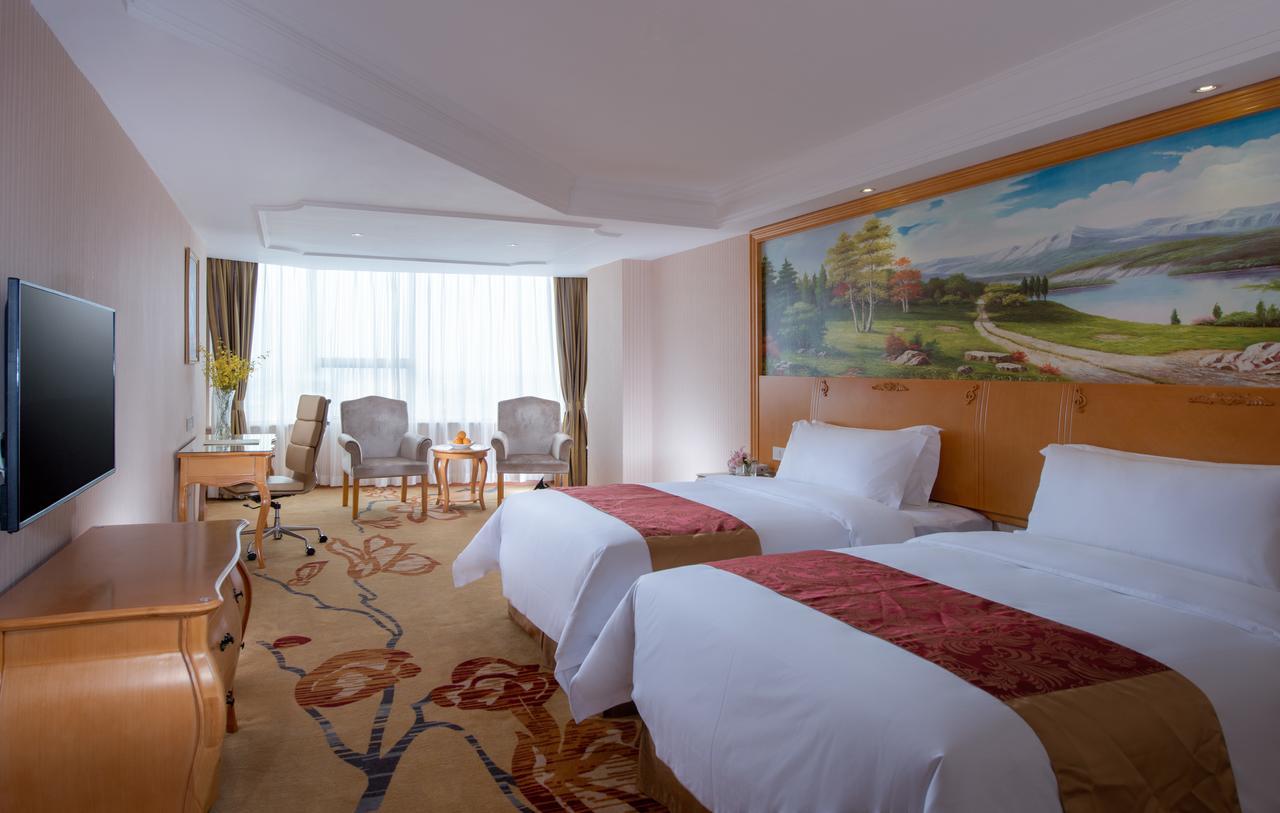 Vienna Hotel Xi'An Railway Station Bagian luar foto