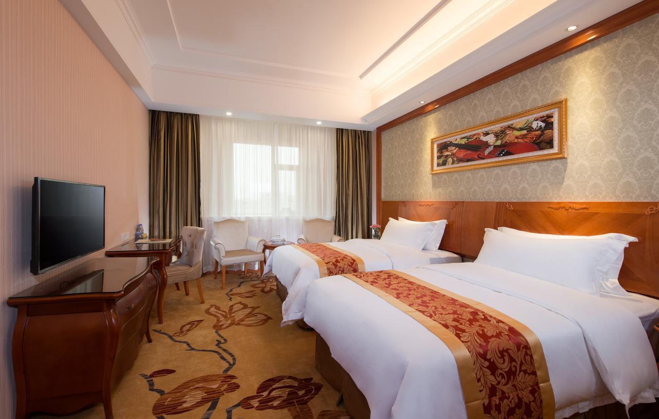 Vienna Hotel Xi'An Railway Station Bagian luar foto