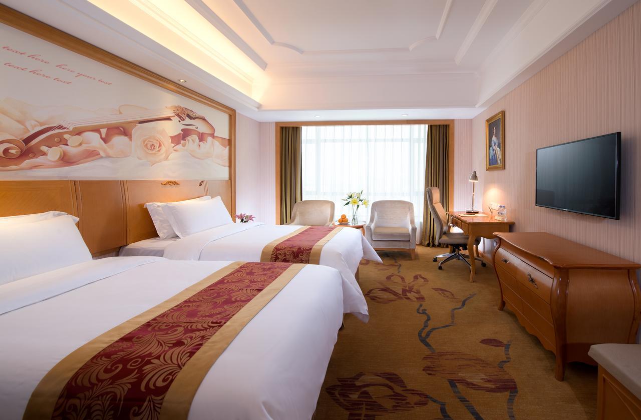Vienna Hotel Xi'An Railway Station Bagian luar foto
